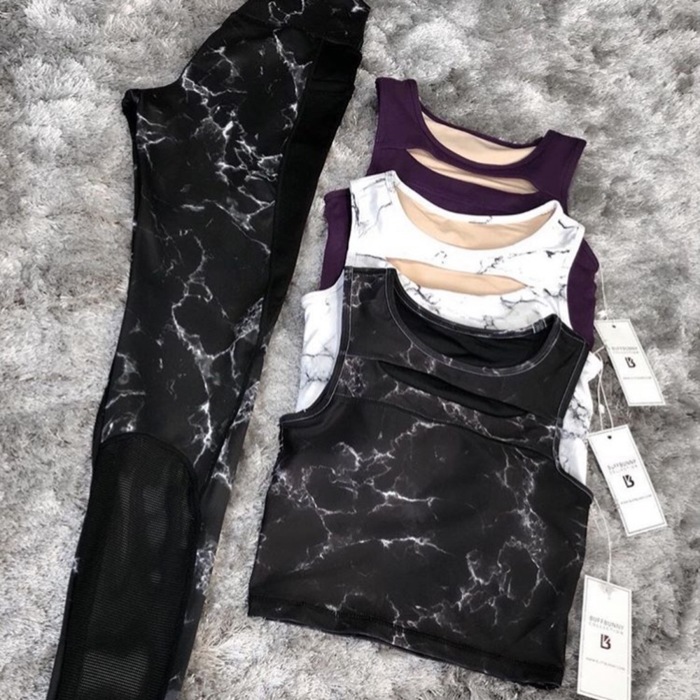 Black marble peeka boo tank